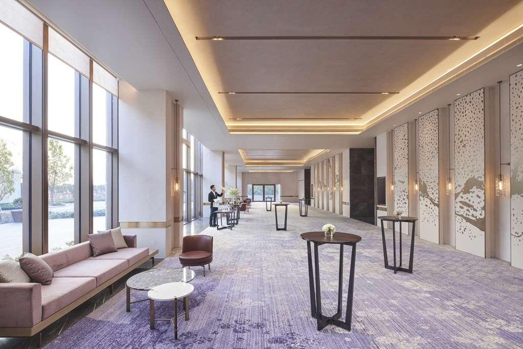 Hyatt Regency Ningbo Hangzhou Bay Facilities photo